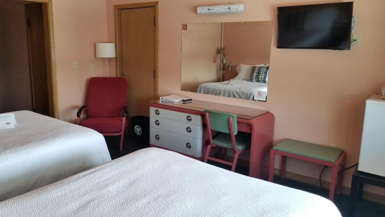 Holiday Music Motel Sturgeon Bay Extérieur photo