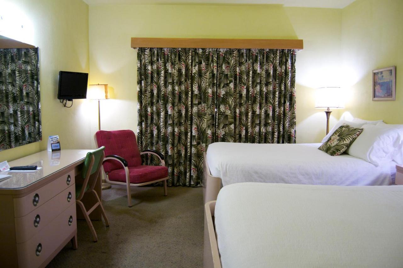 Holiday Music Motel Sturgeon Bay Extérieur photo